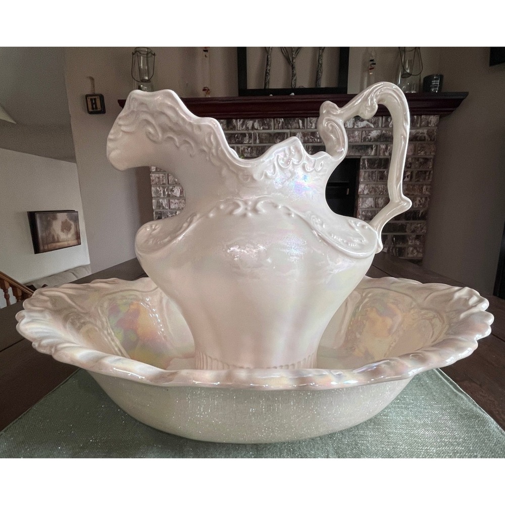Arnel's Vintage Iridescent Ceramic Pitcher and Wash Basin Set Pearlized White